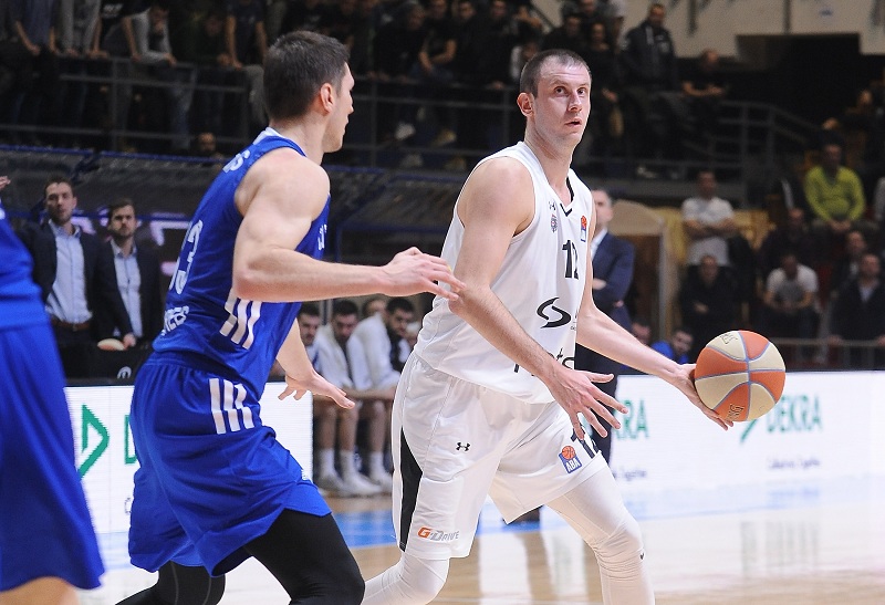 ПАРТИЗАН НАСТАВИО ТРИЈУМФАЛНИ НИЗ: На крилима капитена